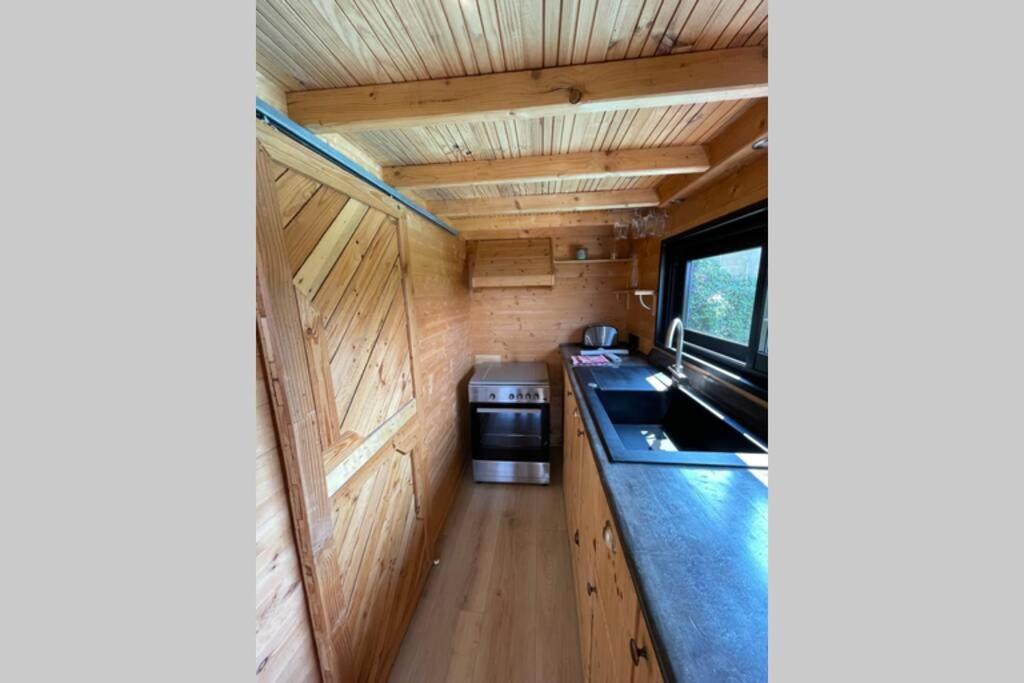 Myinsolite - Tiny-House, Jacuzzi, Brasero, Piscine Айга-Мортас Екстериор снимка