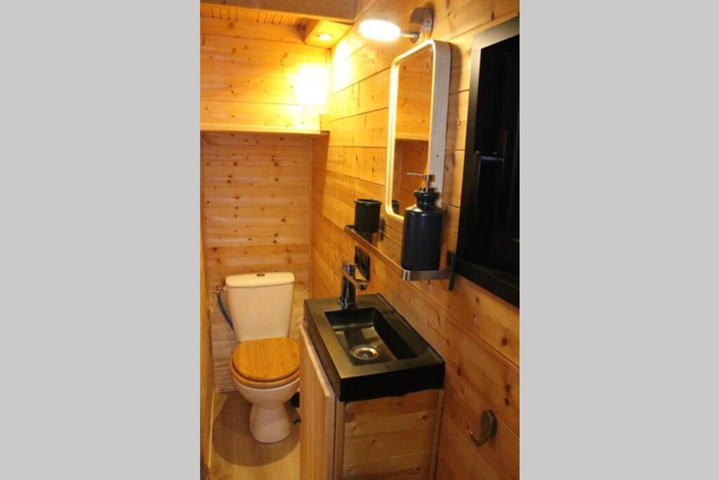 Myinsolite - Tiny-House, Jacuzzi, Brasero, Piscine Айга-Мортас Екстериор снимка
