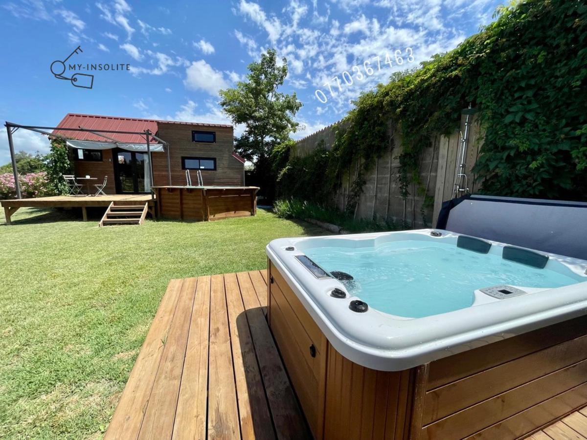 Myinsolite - Tiny-House, Jacuzzi, Brasero, Piscine Айга-Мортас Екстериор снимка